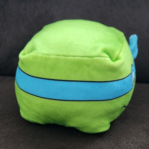 🐢💚 Teenage Mutant Ninja Turtles Plush Cube – 6-Inch Green Turtle Pre-Owned - Picture 2 of 12